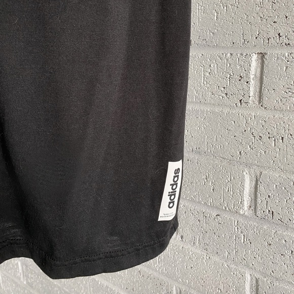 ⚫️ NWOT Black Tank ⚫️ - Picture 3 of 3